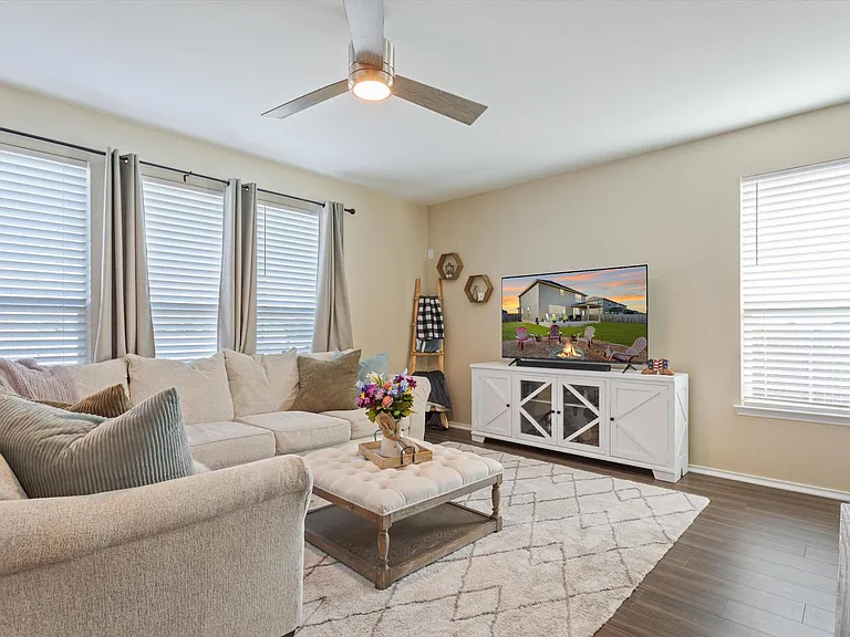 753 Bailey Park Dr — Photo 7