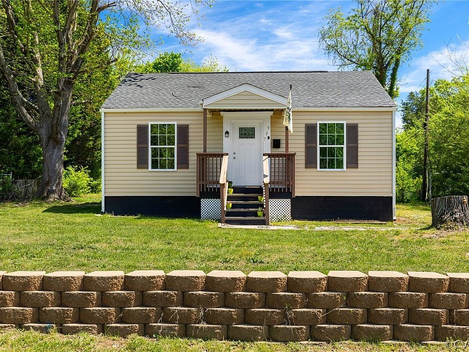 1st image of 907 Blandy Ave