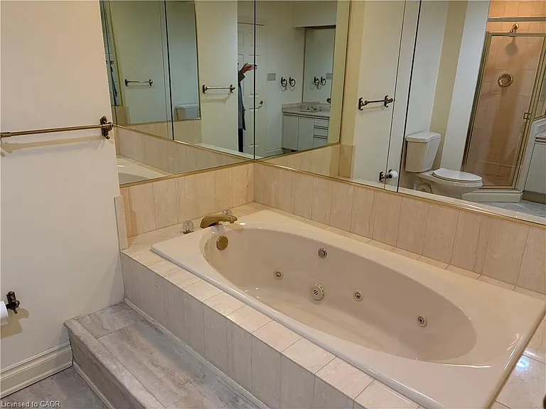 2220 Lakeshore Rd #25 — Photo 17