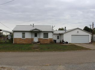 225 Young St, Uniontown, KY 42461