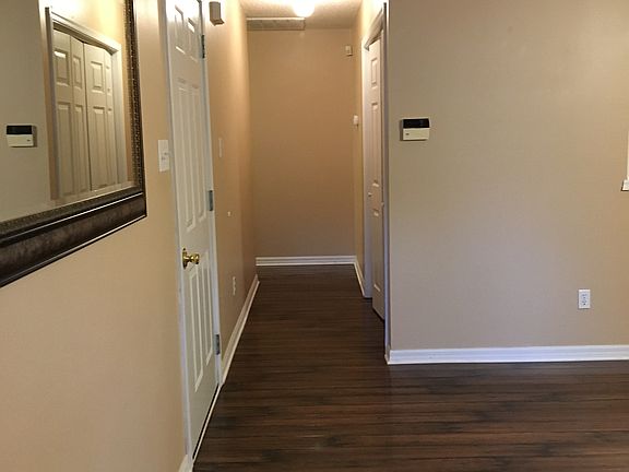 5th image of 2943 Pembroke Pl
