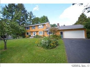 8363 Vassar Dr, Manlius, NY 13104