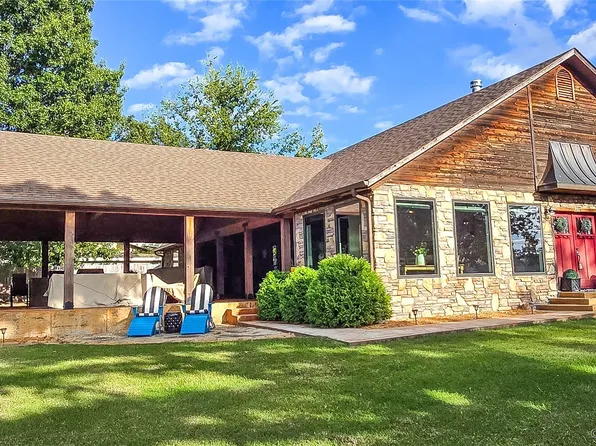 350 Kiamichi Rd, Eufaula, OK 74432