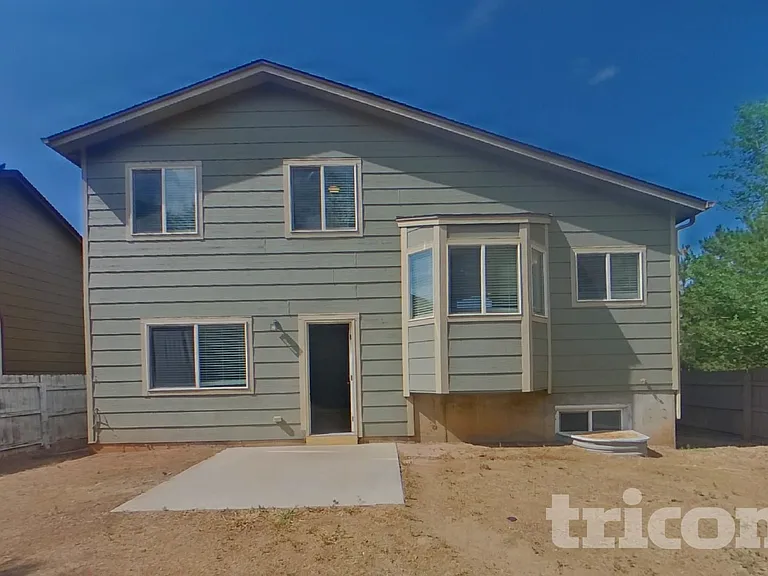 7271 Araia Dr — Photo 15