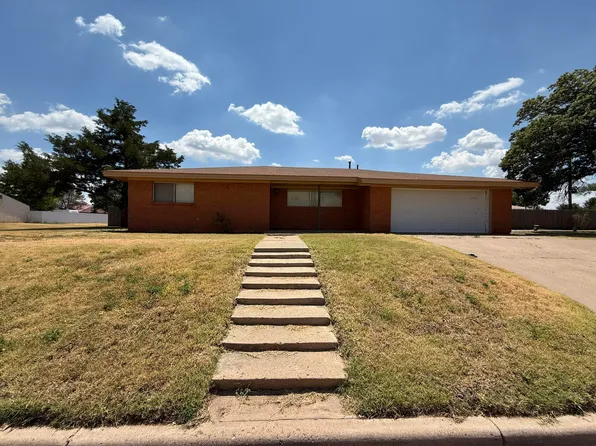 1705 Avenue H, Petersburg, TX 79250