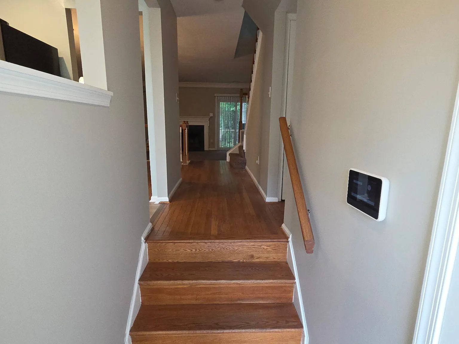 3 bed, 1452 sqft, $3,500 — Photo 2