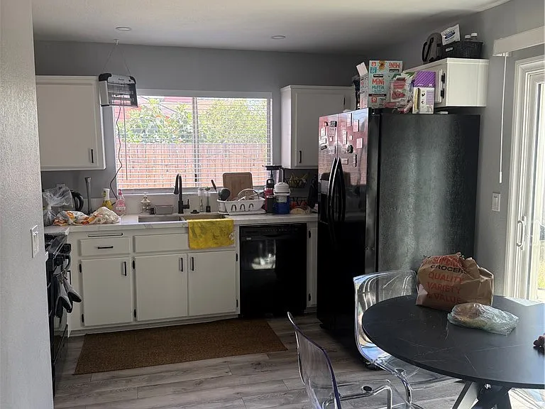 24157 Fawn St — Photo 5