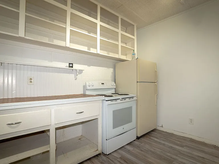 516 North St #B — Photo 11