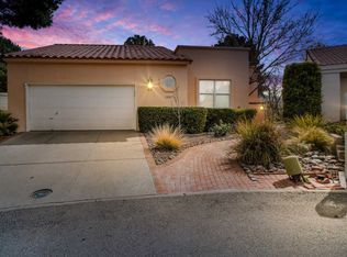 1067 Los Jardines Cir, El Paso, TX 79912