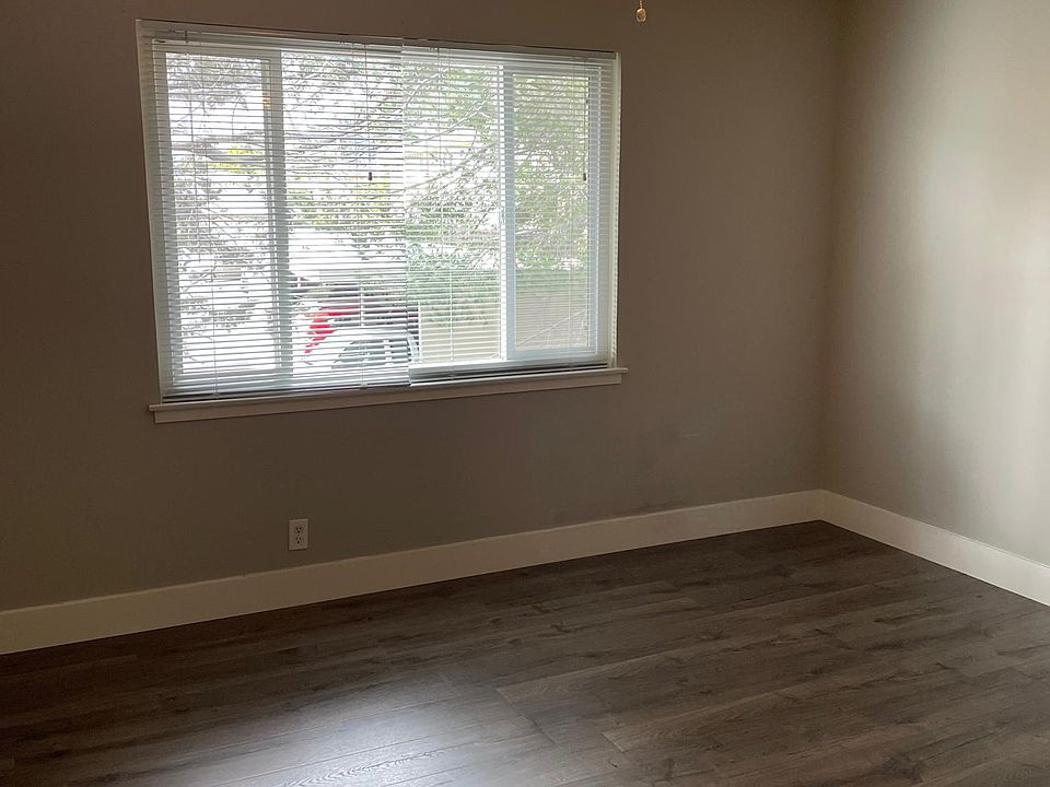 1st image of 215 Avery Ln APT 8