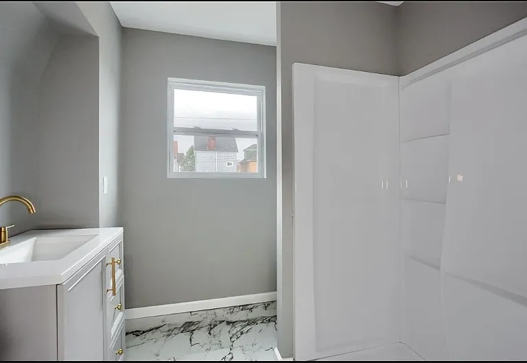 618 E 12th Ave — Photo 13