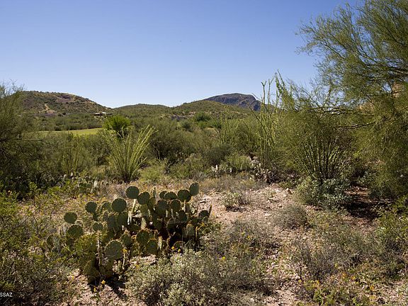 2nd image of 885 S Tohono Ridge Pl #38