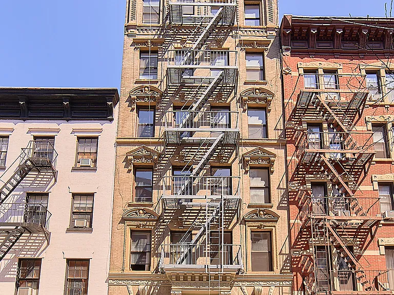 239 W 20th St #5 — Photo 5