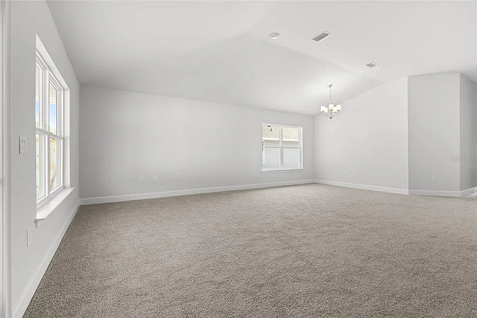 4 bed, 1635 sqft, $750 — Photo 3
