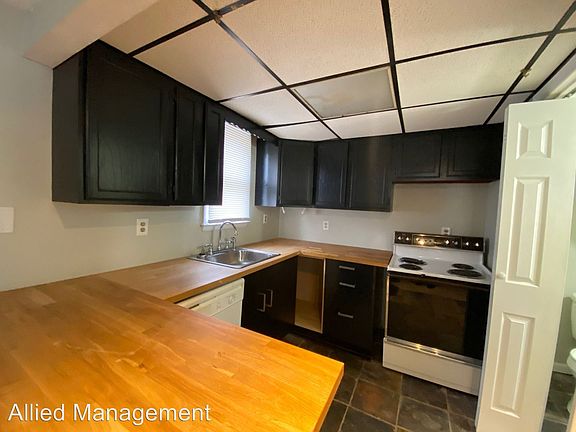 3rd image of 368 Lincoln Ave #B