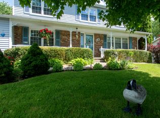 26 Shara Pl, Pittsford, NY 14534