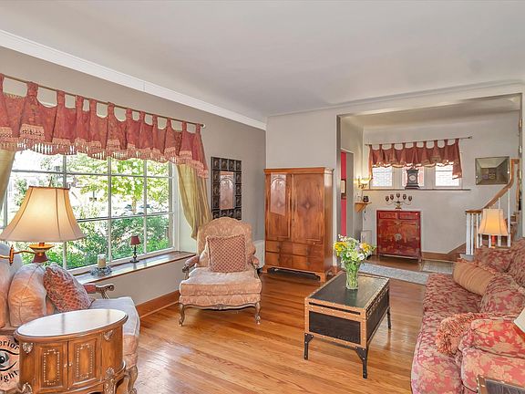 4th image of 10217 S Hoyne Ave
