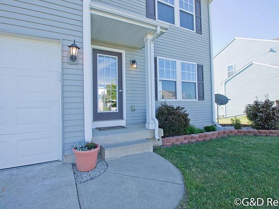 3rd image of 1900 Greenview Ct