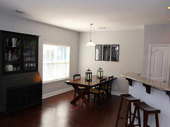 Breakfast Nook