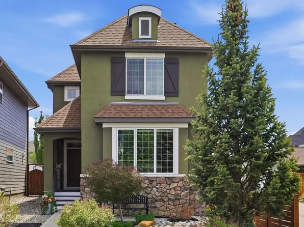341 N Marquis Hts SE, Calgary, AB T3M 2A7