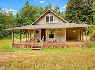 363 Sequoia Pl, Camano Island, WA 98282