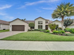 9215 Southern Orchard Rd S, Davie, FL 33328