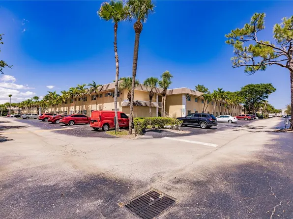 5156 NE 6th Ave APT 227, Fort Lauderdale, FL 33334