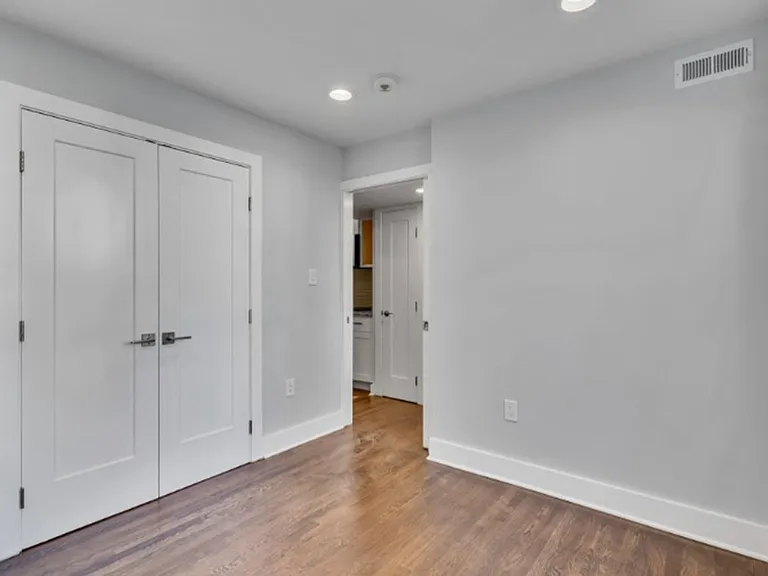 3914 10th St NE #3 — Photo 14