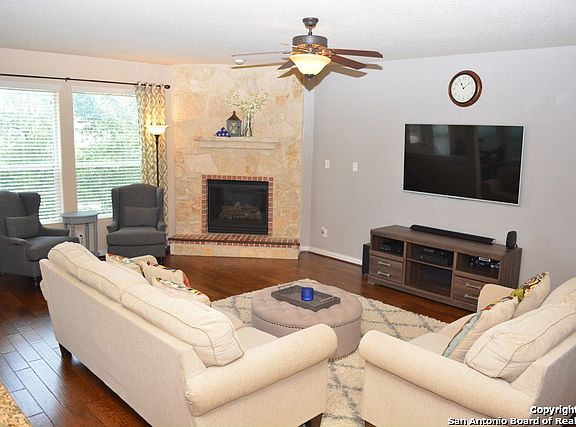 2nd image of 3254 Briscoe Trl