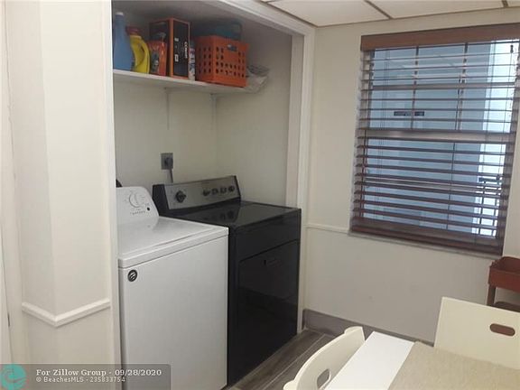 3rd image of 4011 N Cypress Dr APT 202