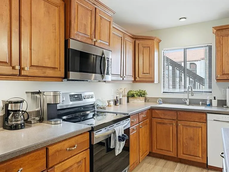 1640 Stickney Point Rd #40-101 — Photo 19
