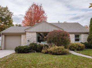 2535 N 93rd St, Wauwatosa, WI 53226