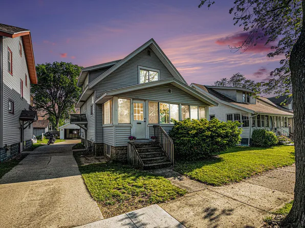 337 W 18th St, Holland, MI 49423