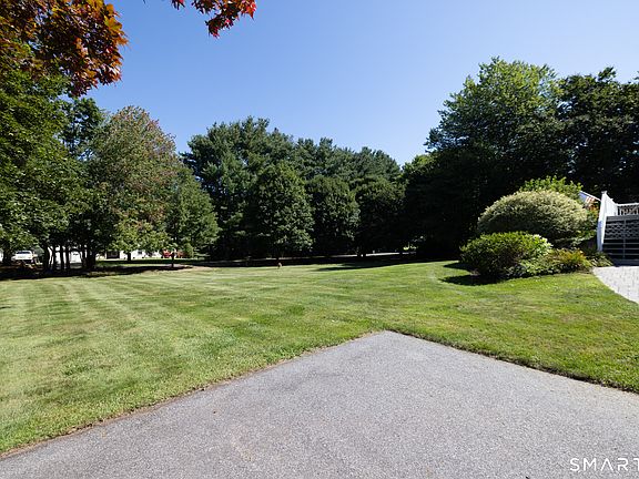 5th image of 37 Davis Road