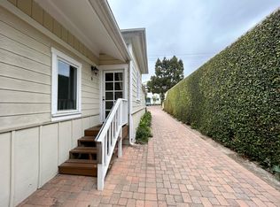810 E Canon Perdido St #B, Santa Barbara, CA 93103