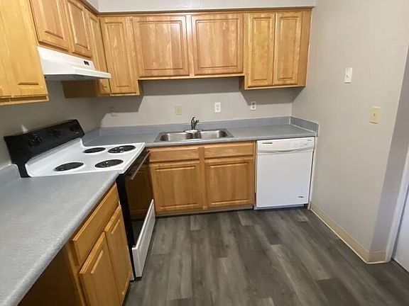 2nd image of 65 W 8th Ave #C