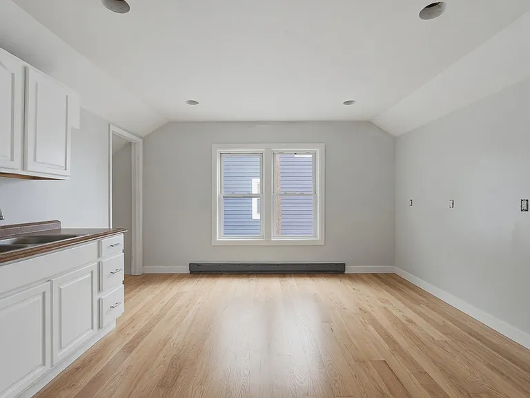 115 Innis Ave #B — Photo 3