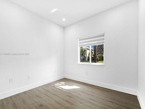 2nd image of 14300 SW 155th Ct