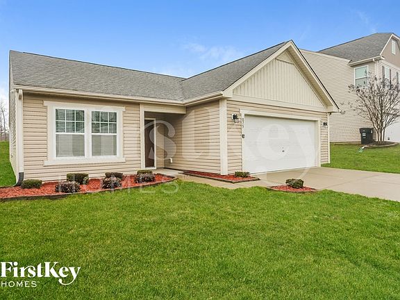 3rd image of 875 Pointe Andrews Dr