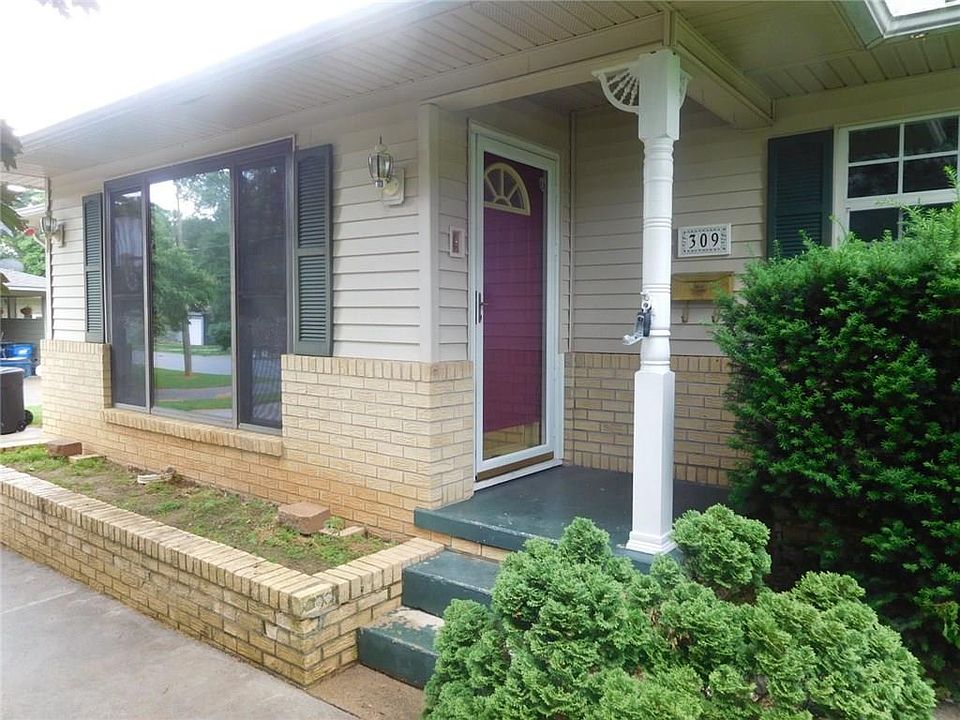 1st image of 309 Crestview Dr