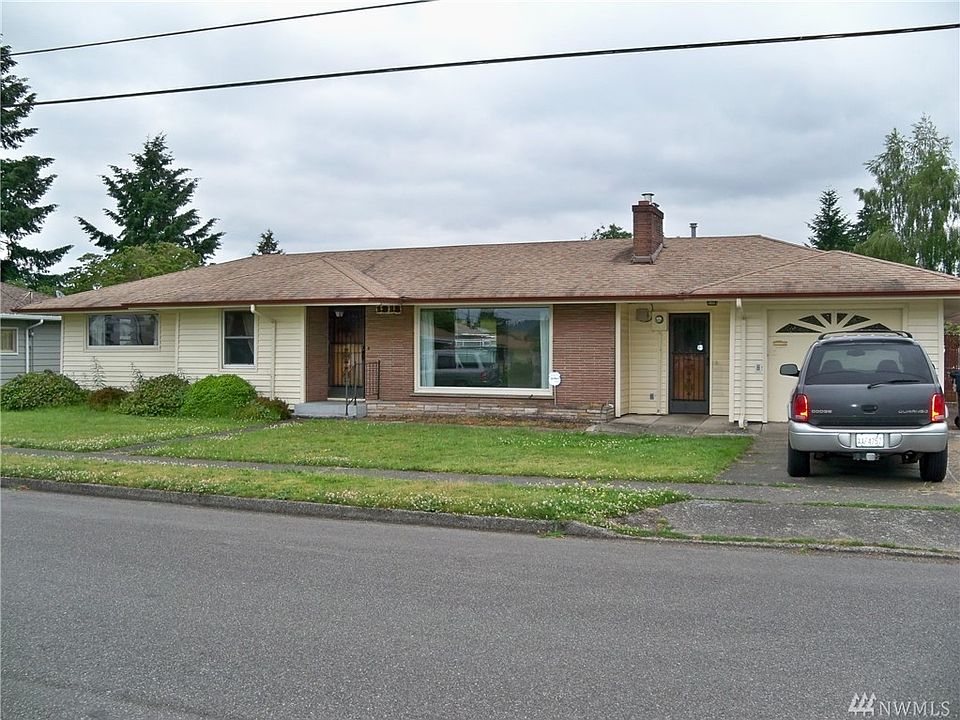 1st image of 1318 F St SE
