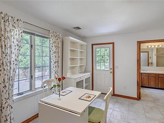 3rd image of 144 Munn Rd #A