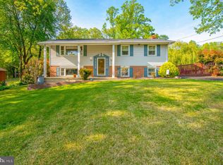 1644 Wall Dr, Pasadena, MD