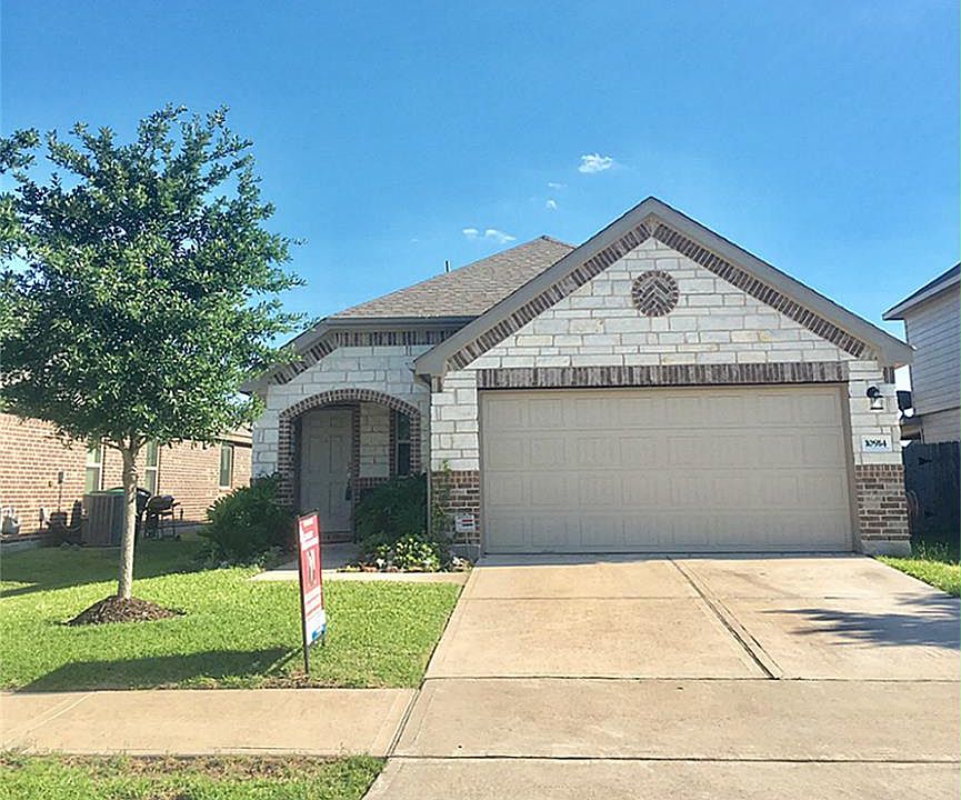 1st image of 10914 Brittan Leaf Ln