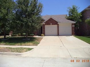 8128 Fleetwing Trl, Fort Worth, TX 76131