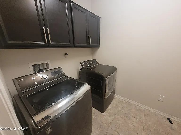 8042 S Dolphin Way — Photo 23