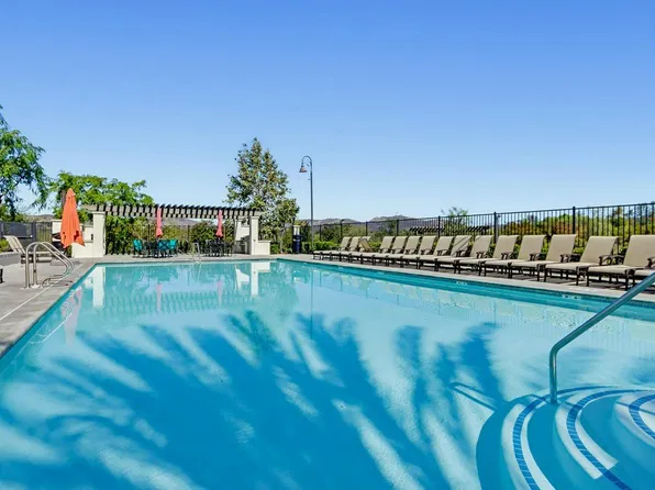 401 Lake Shore Way #401, Santee, CA 92071