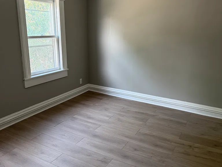 720 8th Ave SE — Photo 32