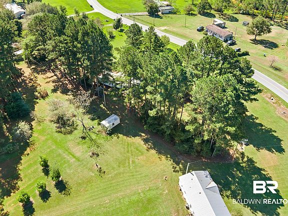 3rd image of 23700 Cumberland Rd