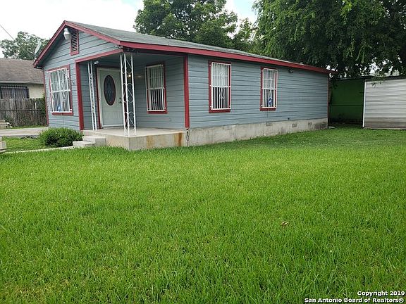 2nd image of 1819 San Patricio St